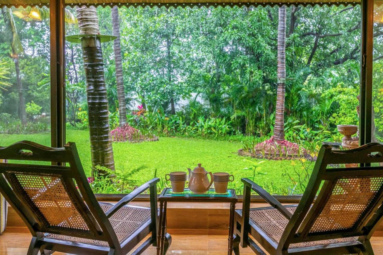 Stayvista'S Casa Palmera - Pet-Friendly Villa With Pool, Garden With Gazebo, And Indoor & Outdoor Games آليباغ المظهر الخارجي الصورة